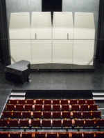 hall_stage_nomal_03.jpg